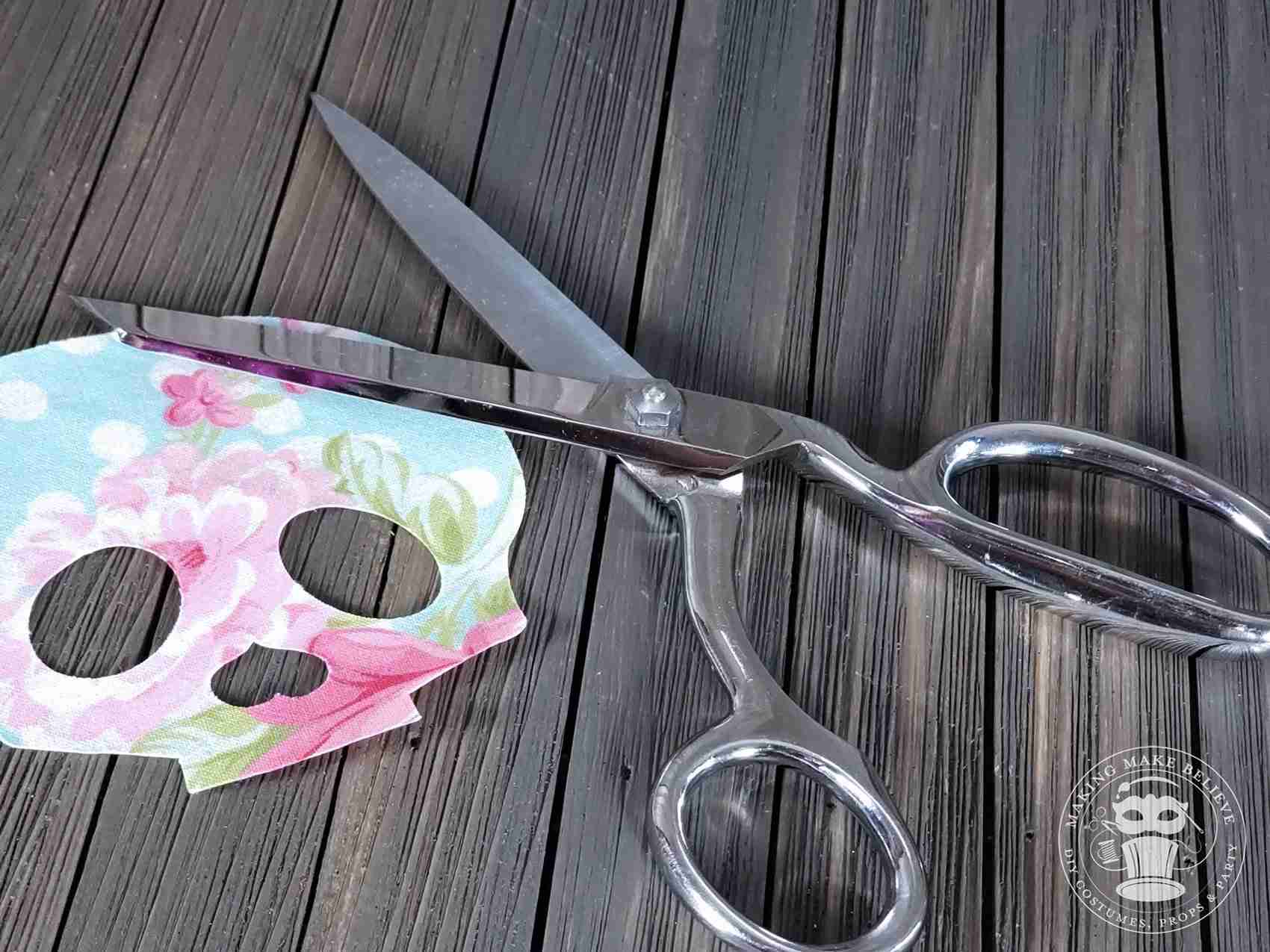 Cut out Skull Trio Applique